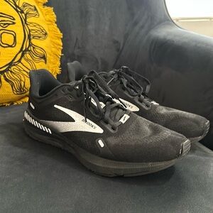 Brooks Black and White Athletic Shoes